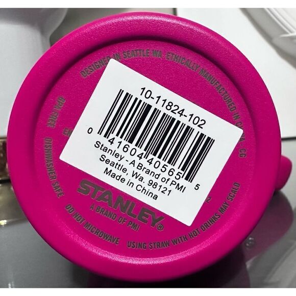 Stanley Quencher H2.0 FlowState Tumbler 40oz, COSMO PINK - Picture 4 of 4